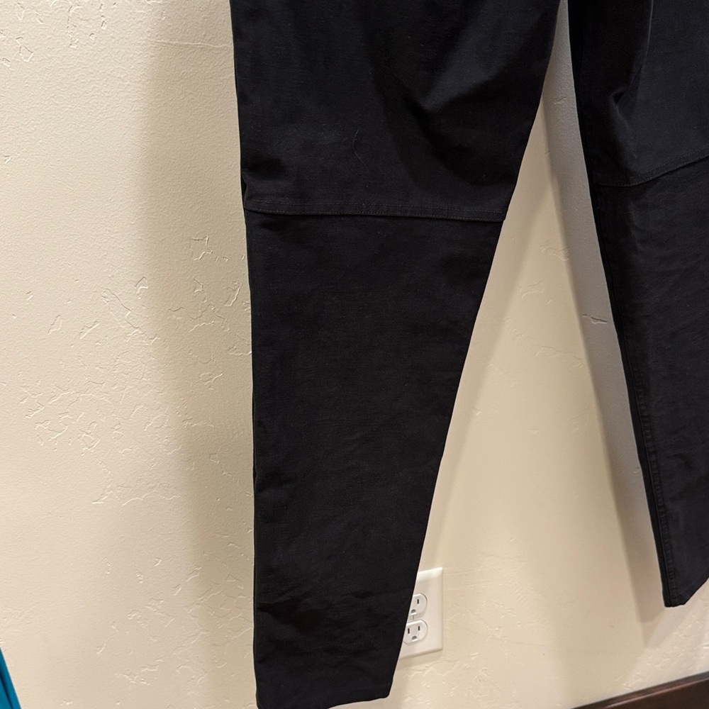 lululemon Men's Black ABC Pant Slim Jeans EUC 29x32 - Picture 8 of 11